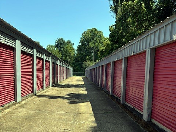 Storage Rentals of America - Vicksburg - Wisconsin Ave. - 3434 Wisconsin Avenue