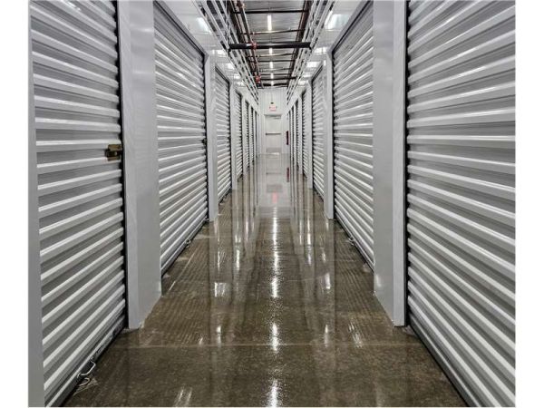 Extra Space Storage - 6351 - Fort Worth - SW Loop 820 - 3885 Southwest Loop 820