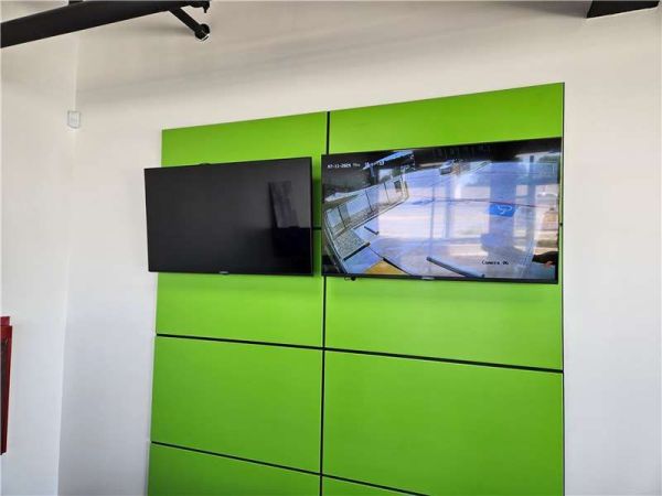 Extra Space Storage - 6351 - Fort Worth - SW Loop 820 - 3885 Southwest Loop 820