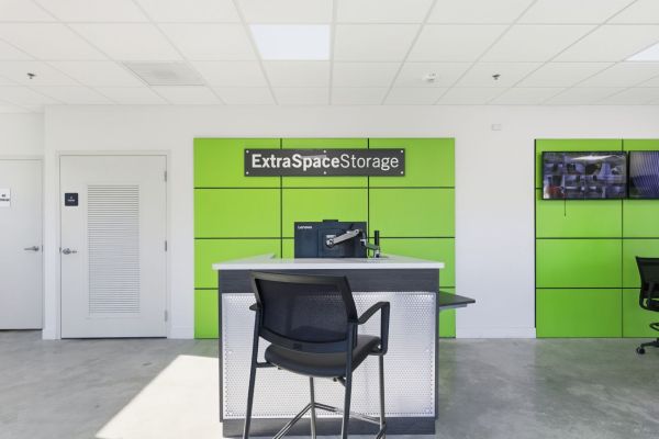 Extra Space Storage - 6069 - Hialeah Gardens - 138th St - 10953 Northwest 138th Street