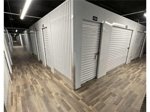 Extra Space Storage - 6462 - Burton - Davison Rd - 5350 Davison Road