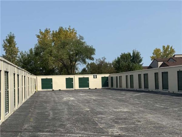 Extra Space Storage - 6526 - Merrillville - W 79th Ave - 240 West 79th Avenue
