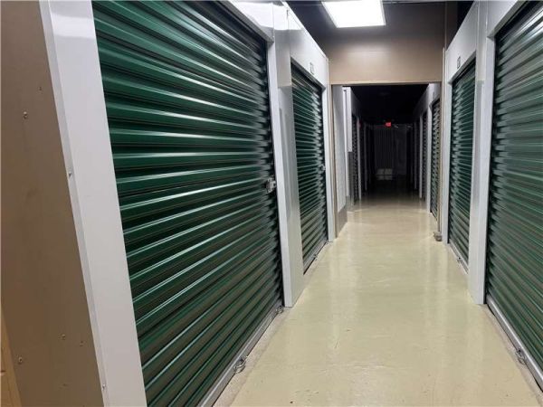 Extra Space Storage - 6526 - Merrillville - W 79th Ave - 240 West 79th Avenue