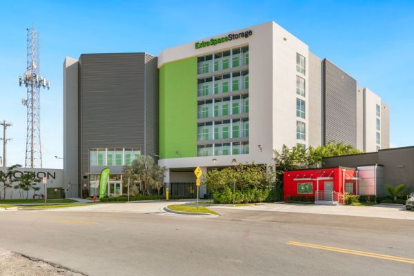 Extra Space Storage - 7728 - Miami - 129th Ter - 8560 Southwest 129th Terrace