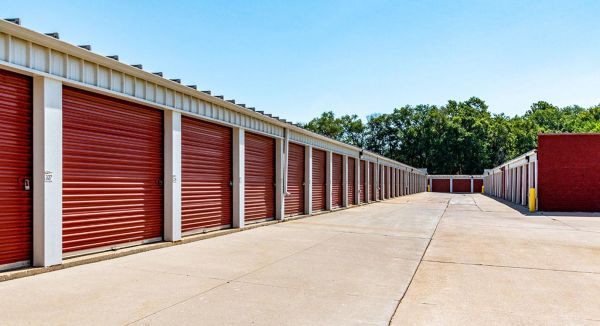 StorageMart - Center St - 6525 Center Street