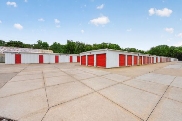 StorageMart - Martin Luther King Jr Pkwy - 3221 Martin Luther King Junior Parkway