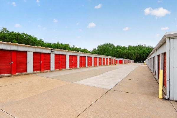 StorageMart - Martin Luther King Jr Pkwy - 3221 Martin Luther King Junior Parkway