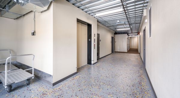 StorageMart - NE Venture Dr - 225 Northeast Venture Drive