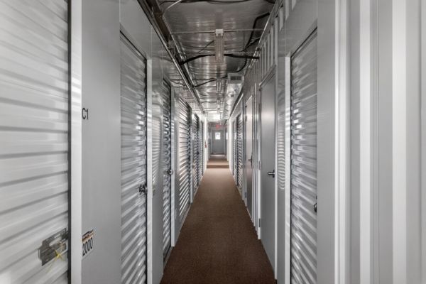 StorageMart - SW 37th St - 775 Sw 37th St