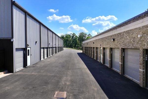 WeStore - 5092 Hog Mountain Road