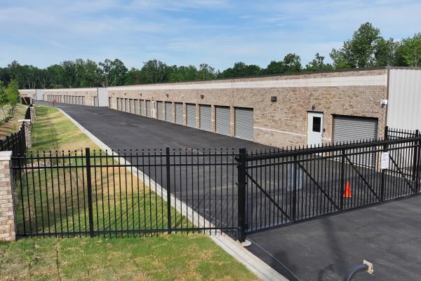 WeStore - 5092 Hog Mountain Road