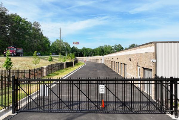 WeStore - 5092 Hog Mountain Road