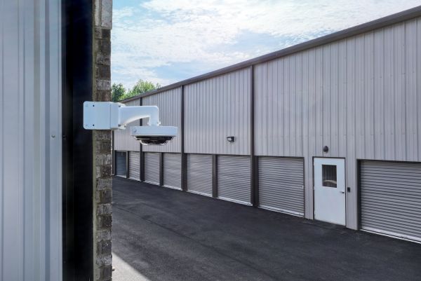 WeStore - 5092 Hog Mountain Road