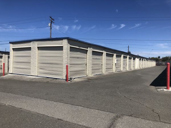 US Storage Centers - Alameda - Oriskany - 50 West Oriskany Avenue