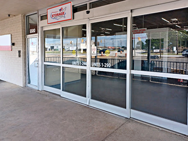 Storage Rentals of America - Montgomery - S. McDonough St - 836 South McDonough Street