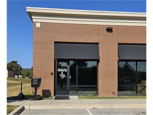 Extra Space Storage - 6564 - Louisville - Greenwood Rd - 7407 Greenwood Road
