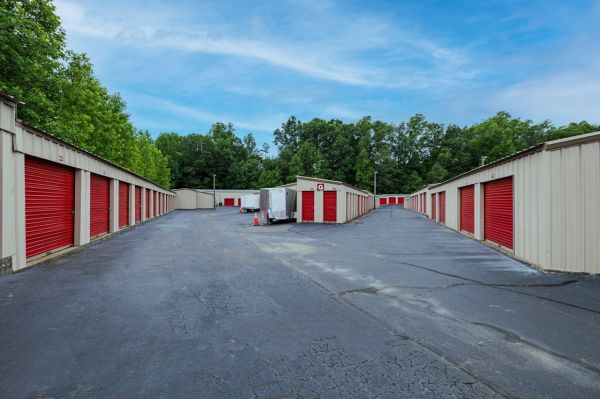 Go Store It - Mooresville - 196 East Plaza Drive - 196 East Plaza Drive