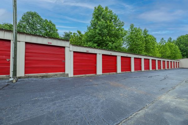 Go Store It - Mooresville - 196 East Plaza Drive - 196 East Plaza Drive