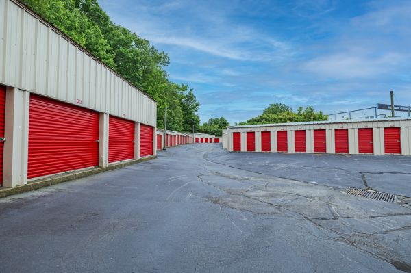 Go Store It - Mooresville - 196 East Plaza Drive - 196 East Plaza Drive
