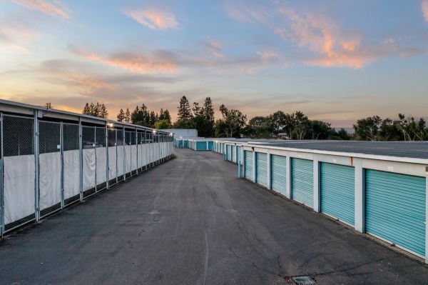 US Storage Centers - Sebastopol - Southpoint - 6905 Southpoint Avenue