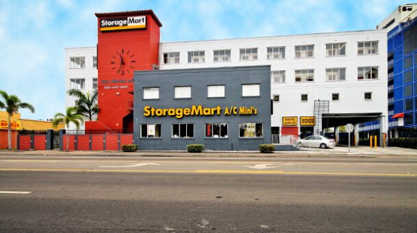 StorageMart - NW 7th St - 4920 Northwest 7th Street