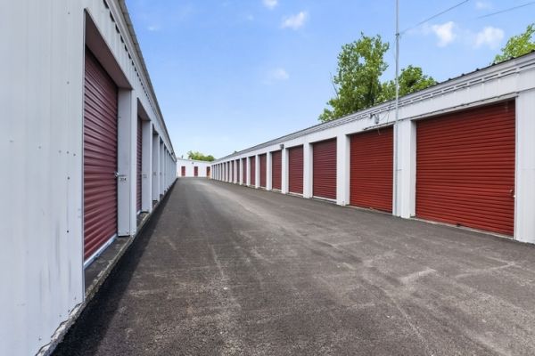 StorageMart - I-10 and Shattuck - 1515 Church Street