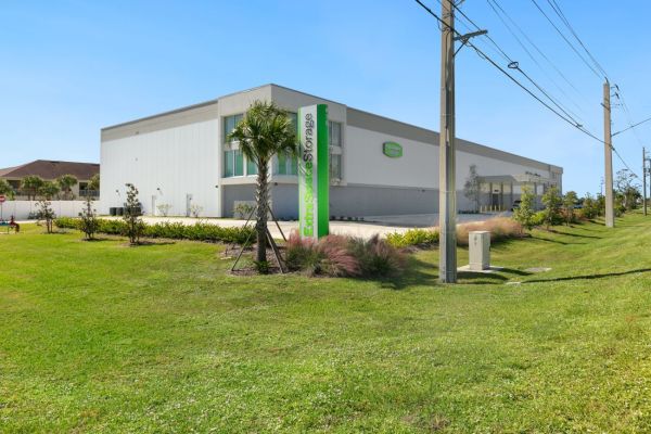 Extra Space Storage - 4287 - Rockledge - Barnes Blvd - 815 Barnes Boulevard
