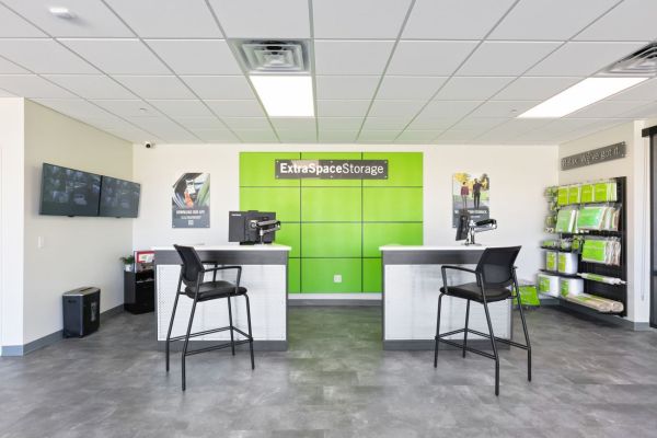 Extra Space Storage - 4287 - Rockledge - Barnes Blvd - 815 Barnes Boulevard