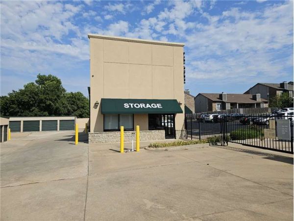 Extra Space Storage - 6517 - Tulsa - 5707 E 71st St - 5707 East 71st Street