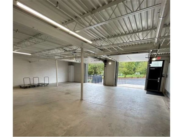 Extra Space Storage - 6514 - Hickory - Falling Creek Rd - 3211 Falling Creek Road