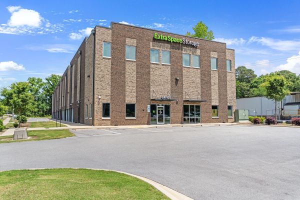 Extra Space Storage - 6570 - Wendell - Charthouse Dr - 709 Charthouse Drive