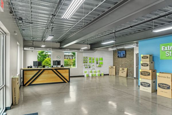 Extra Space Storage - 6570 - Wendell - Charthouse Dr - 709 Charthouse Drive