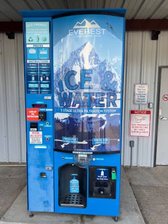 Cedar Creek Self Storage, LLC - 751 South Seven Points Drive