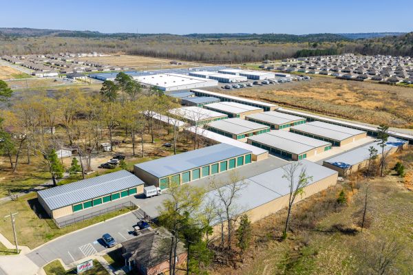 White Oak Storage - 9500 White Oak Crossing