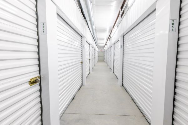 White Oak Storage - 9500 White Oak Crossing