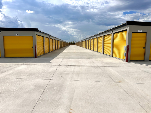 Ezmove Storage of Columbia - 6755 South Tom Bass Road