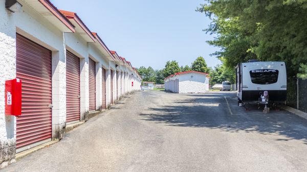 Devon Self Storage - 9296 - Old Hickory - 14130 Lebanon Road