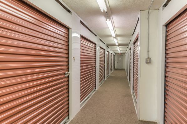 StorageMart - Winchester Rd - 750 Winchester Road