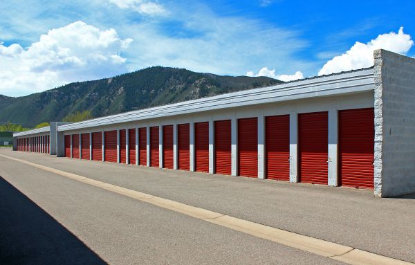 StorageMart - US-6 & I-70 - 41458 U.S. 6