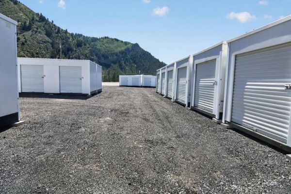 StorageMart - US-6 & I-70 - 41458 U.S. 6