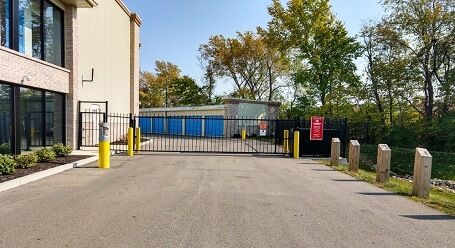 StorageMart - Allisonville Rd - 10415 Allisonville Road