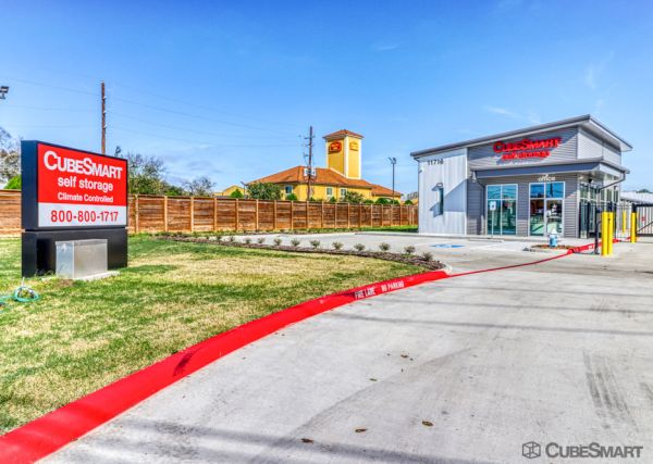 CubeSmart Self Storage TX Houston Veterans Memorial Dr - 11716 Veterans Memorial Drive