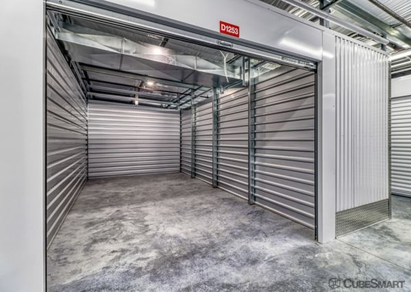 CubeSmart Self Storage TX Houston Veterans Memorial Dr - 11716 Veterans Memorial Drive