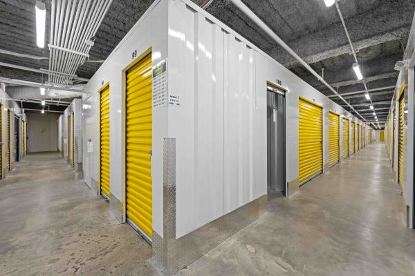 University Storage - Charlotte - 350 East McCullough Drive