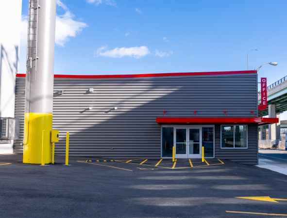 Devon Self Storage - 9198 - Springfield MA - 2155 East Columbus Avenue