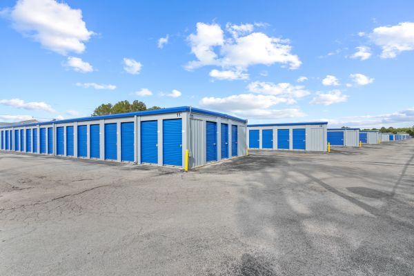 FreeUp Storage Havelock - 400 Mccotter Boulevard