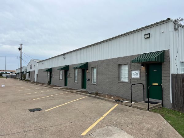 Safe and Secure Storage of Hewitt - 1600 West Spring Valley Road