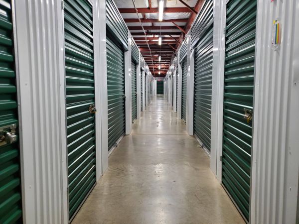 Storage Sense - Shreveport - 2121 W Bert Kouns - Self Service - 2121 West Bert Kouns Industrial Loop