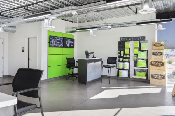 Extra Space Storage - 6116 - Mesa - Val Vista Dr - 104 North Val Vista Drive