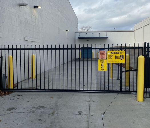 Extra Space Storage - 6420 - Kansas City - Chestnut Ave - 1226 Chestnut Avenue